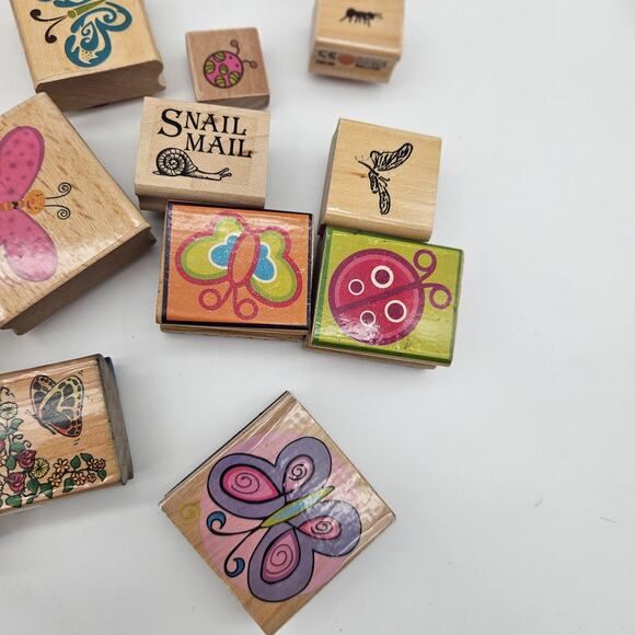 Vintage Wood Rubber Stamp Lot Butterflies Birds Ladybugs Bees Flowers Snail Mail - Picture 8 of 16